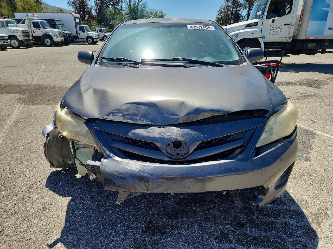 2011 TOYOTA COROLLA