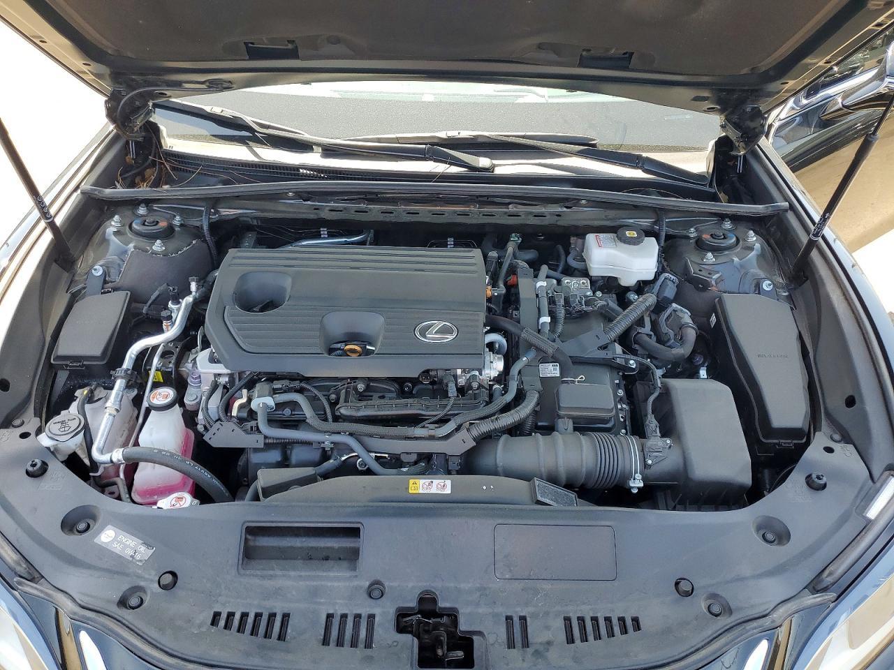 2025 LEXUS ES 300H