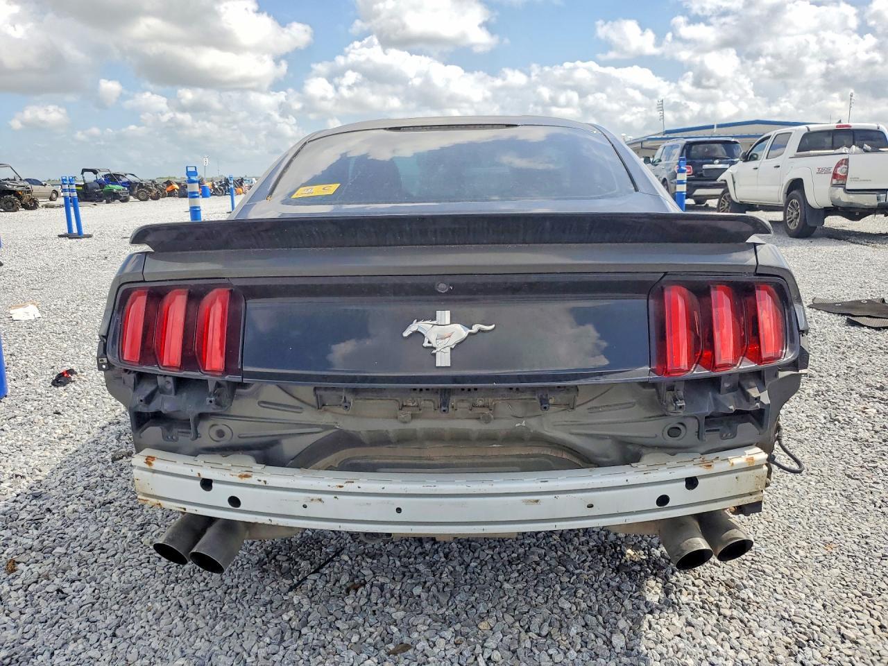 2015 FORD MUSTANG