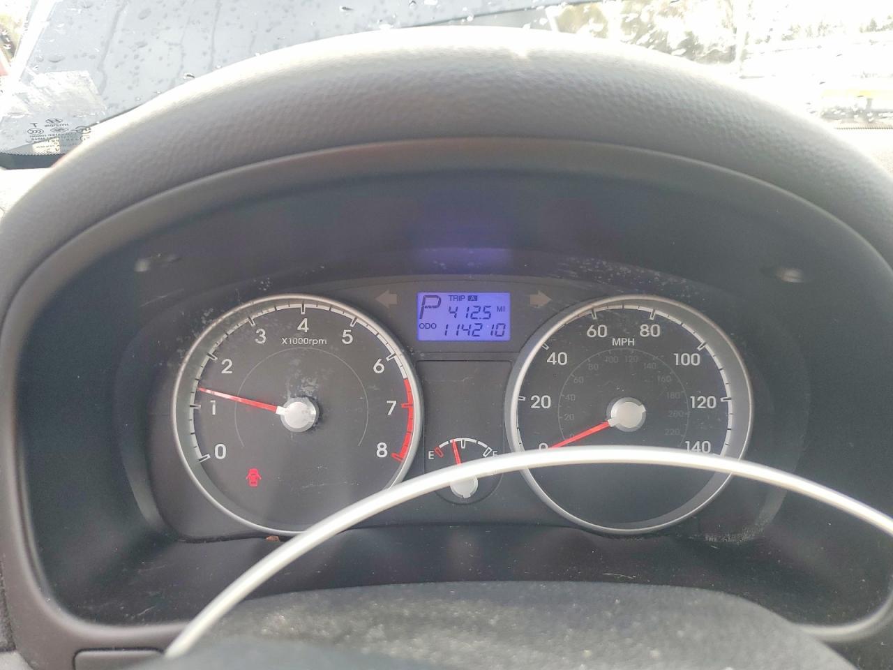 2011 HYUNDAI ACCENT