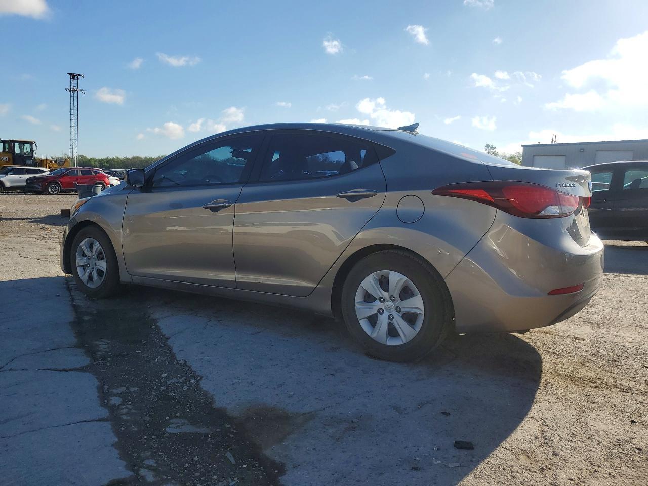 2016 HYUNDAI ELANTRA