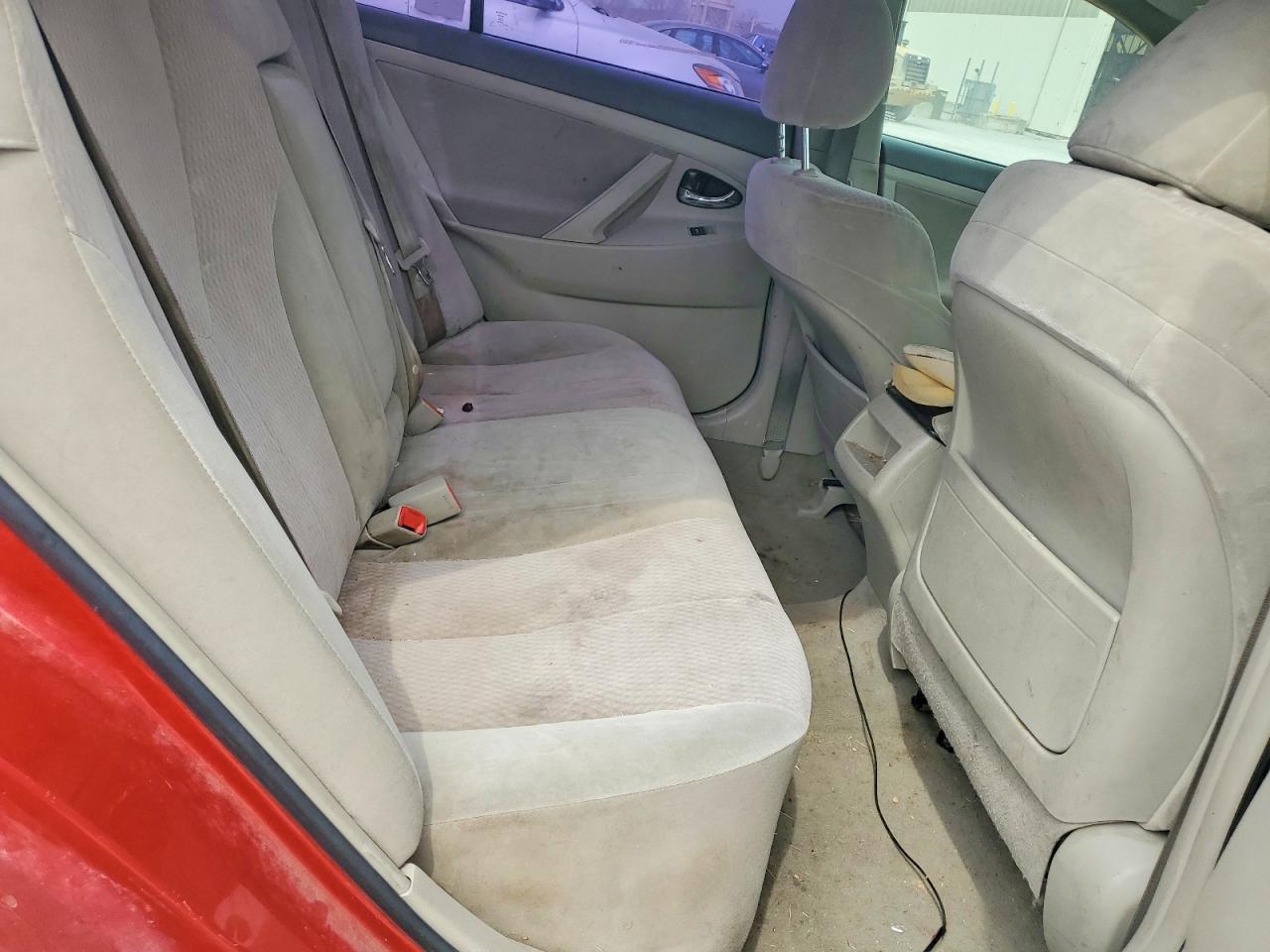 2011 TOYOTA CAMRY