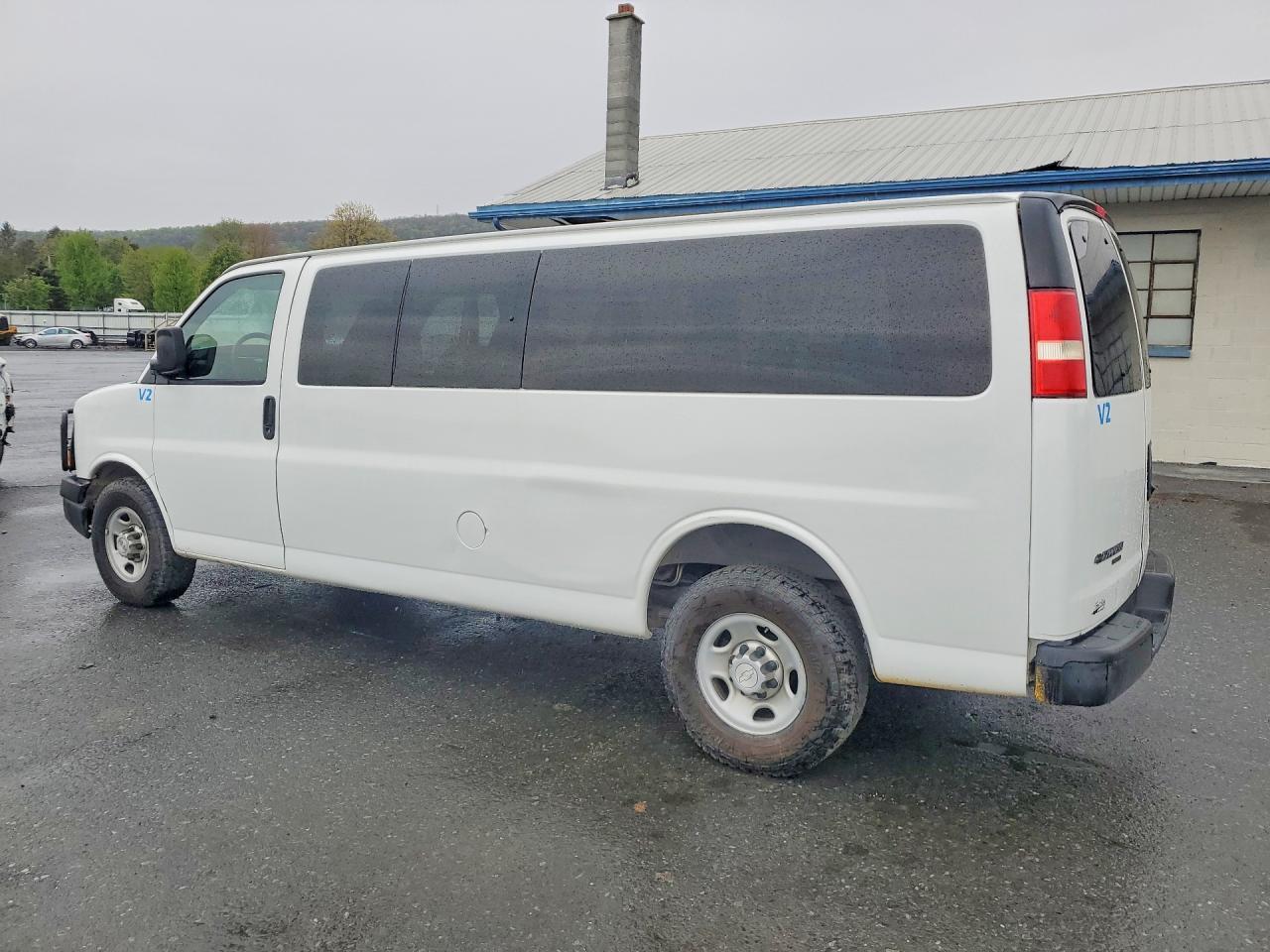 2014 CHEVROLET Express 3500