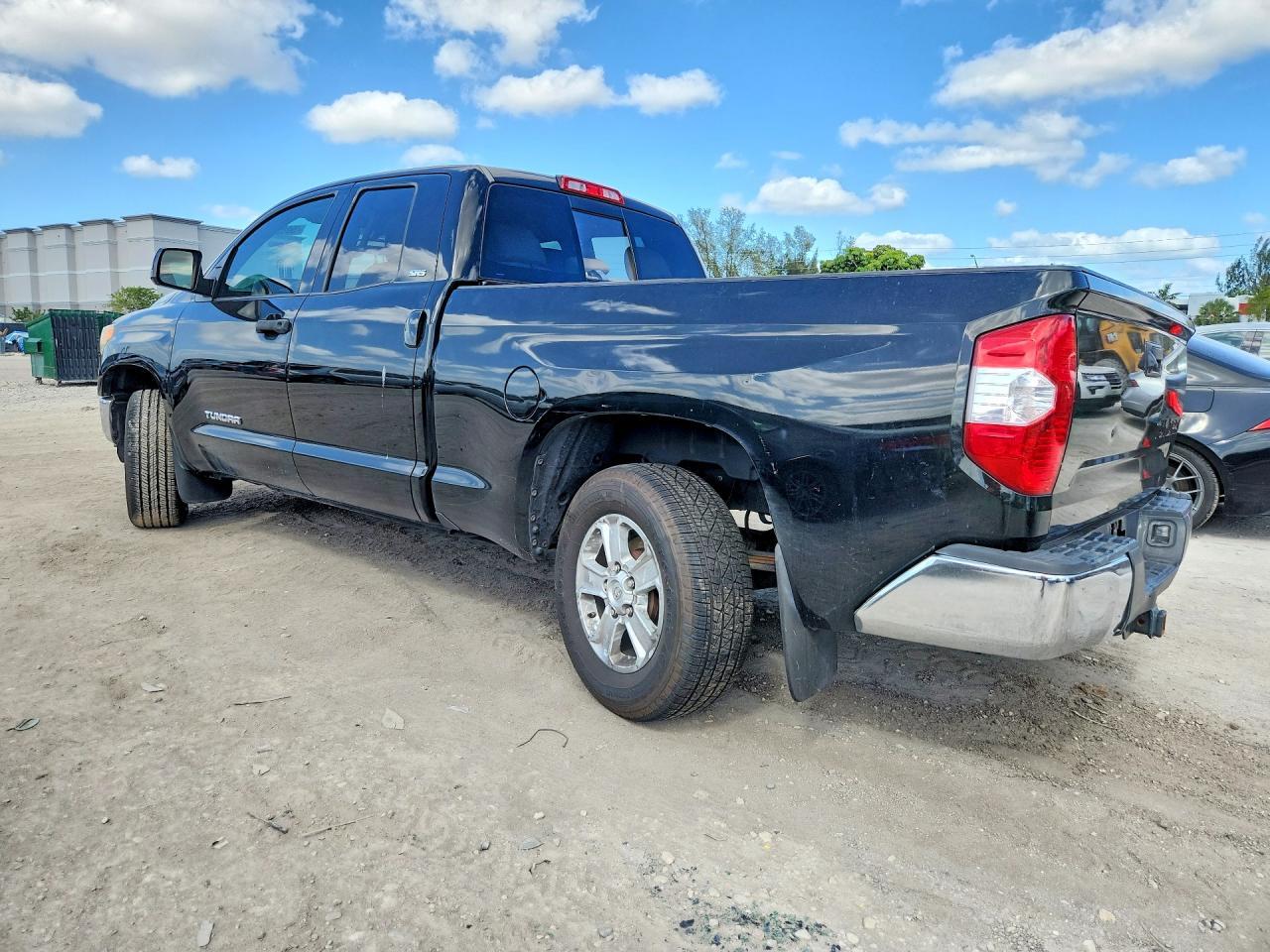2016 TOYOTA TUNDRA