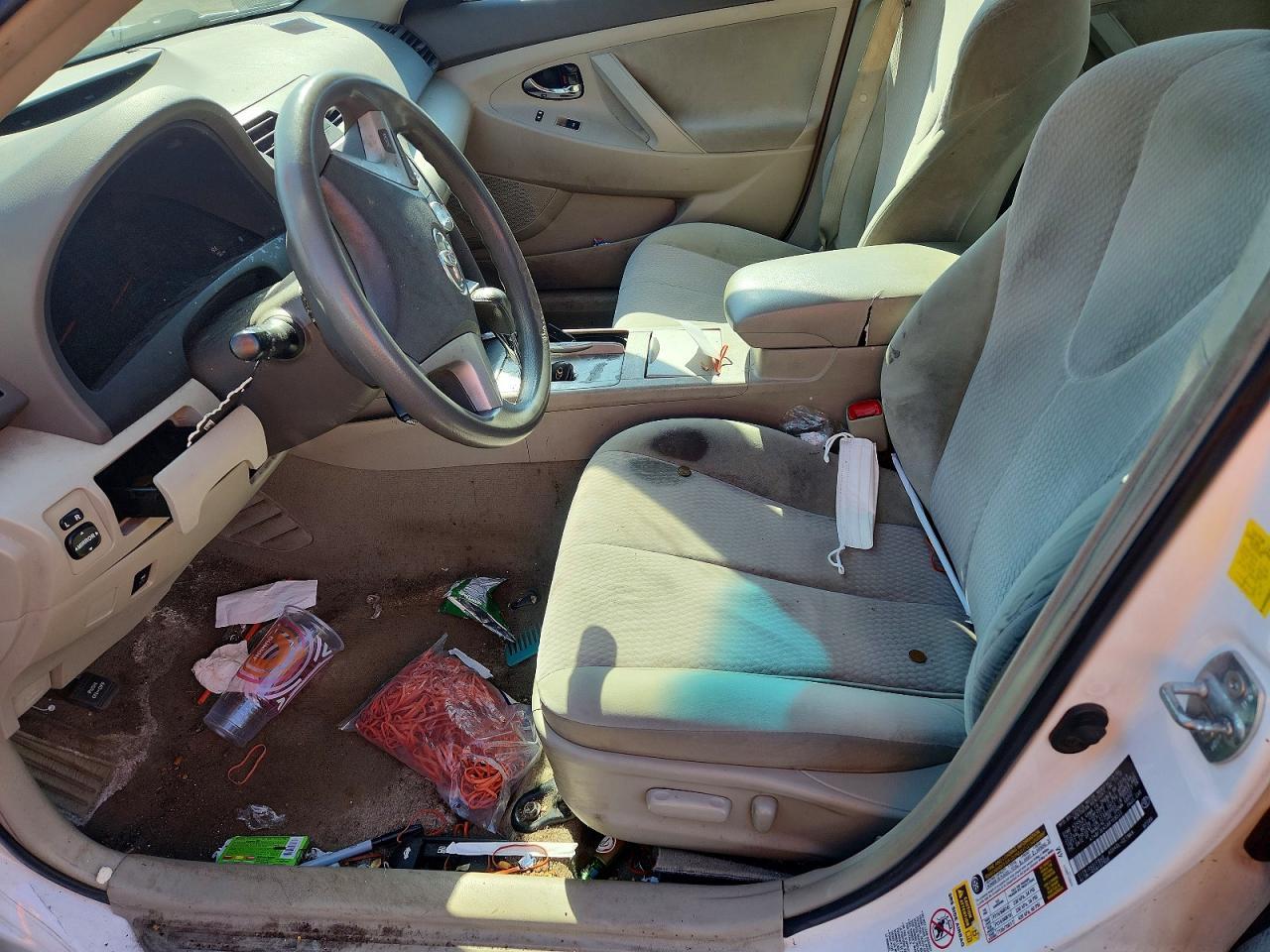 2011 TOYOTA CAMRY