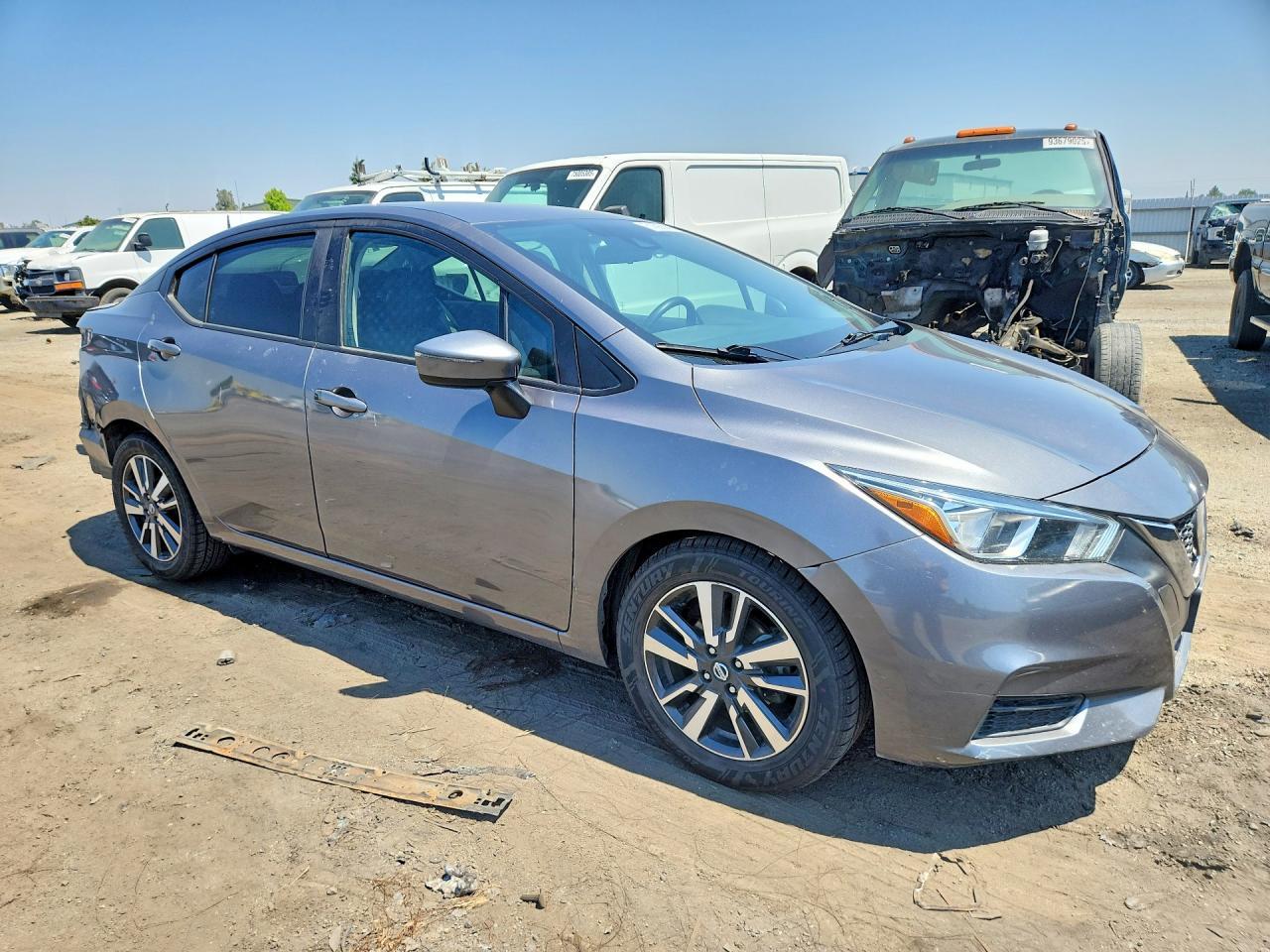 2020 NISSAN VERSA