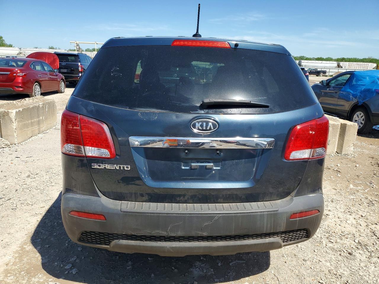 2011 KIA SORENTO