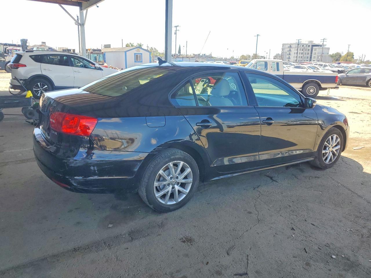 2012 VOLKSWAGEN JETTA