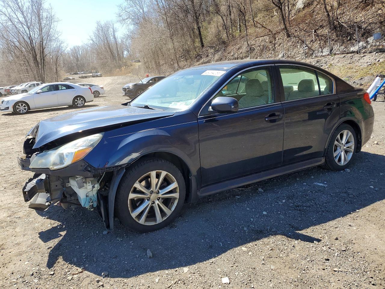 2013 SUBARU Legacy