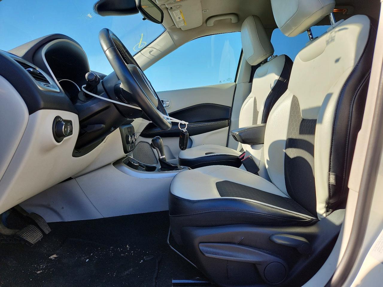 2017 JEEP Compass
