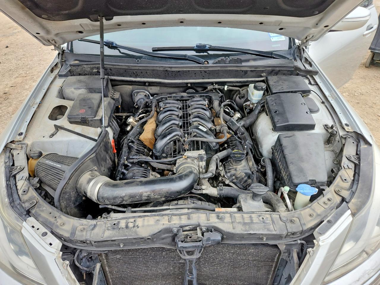 2013 HYUNDAI GENESIS
