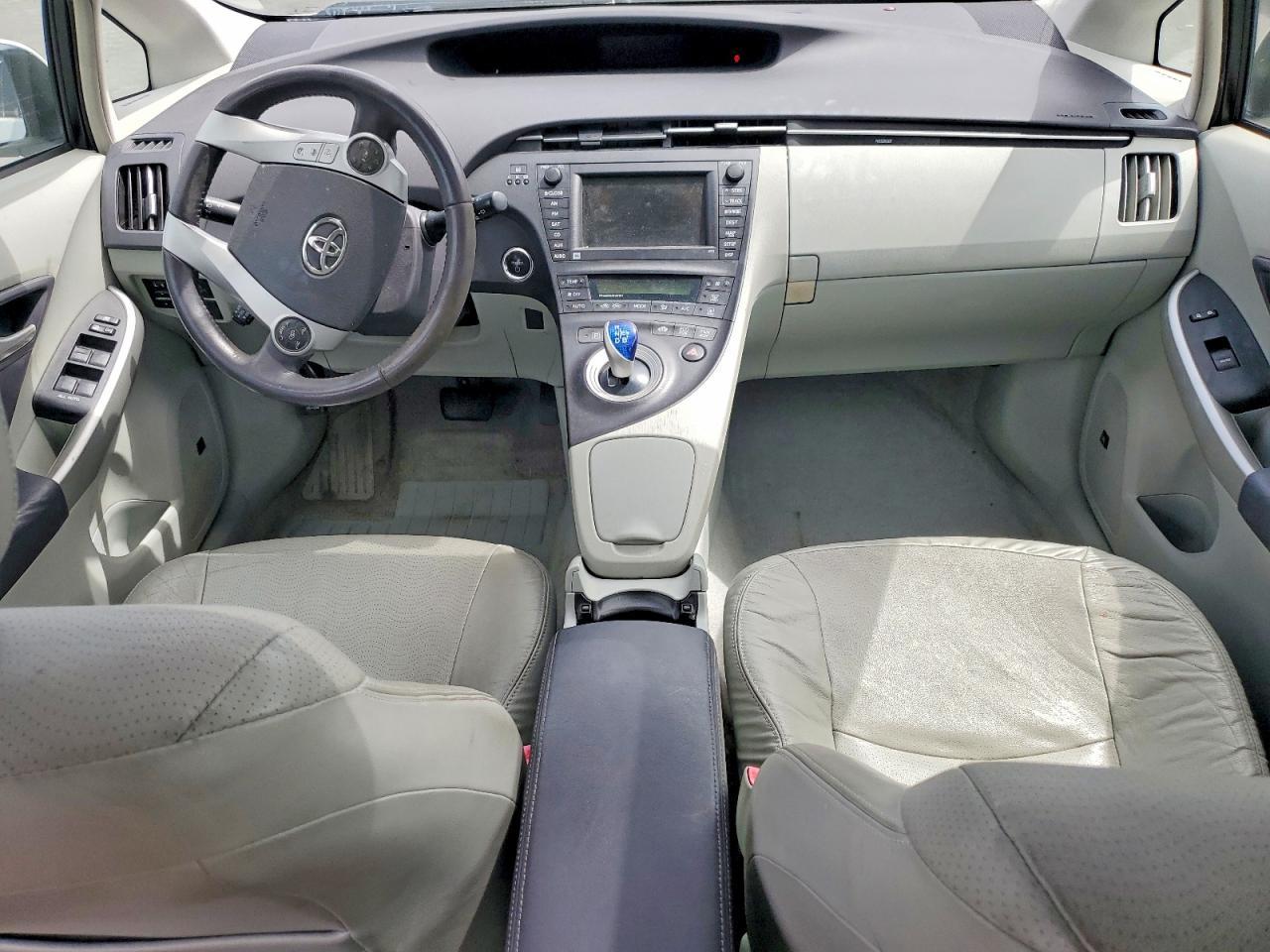 2010 TOYOTA PRIUS