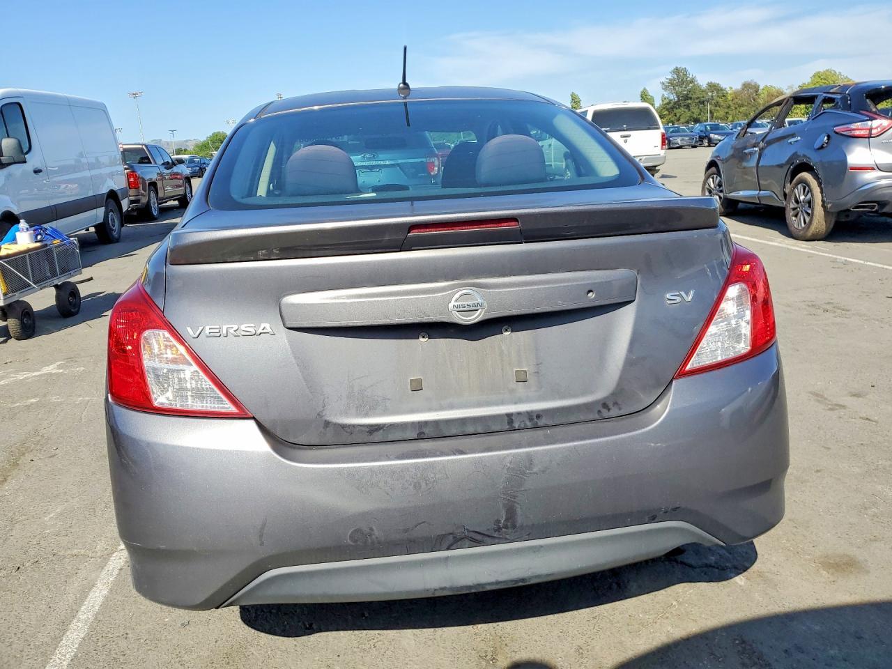 2018 NISSAN VERSA
