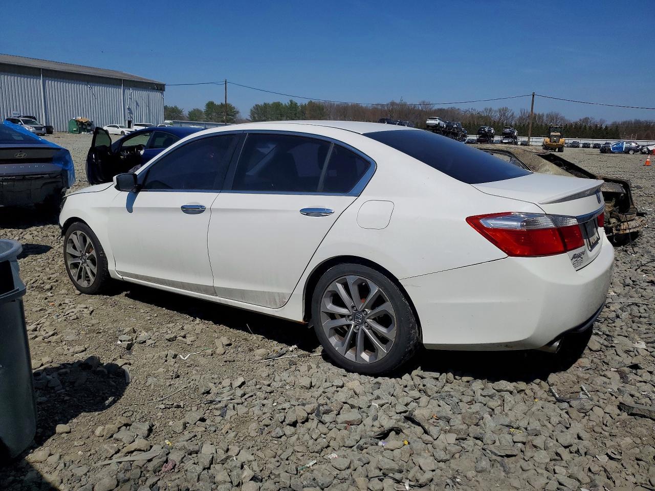 2015 HONDA ACCORD