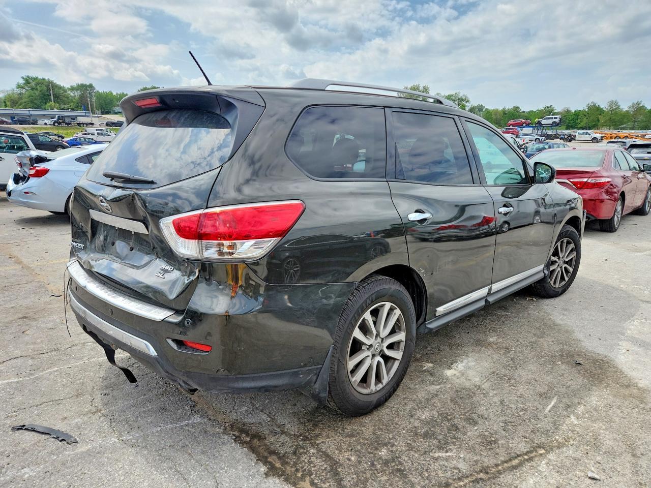 2015 NISSAN PATHFINDER