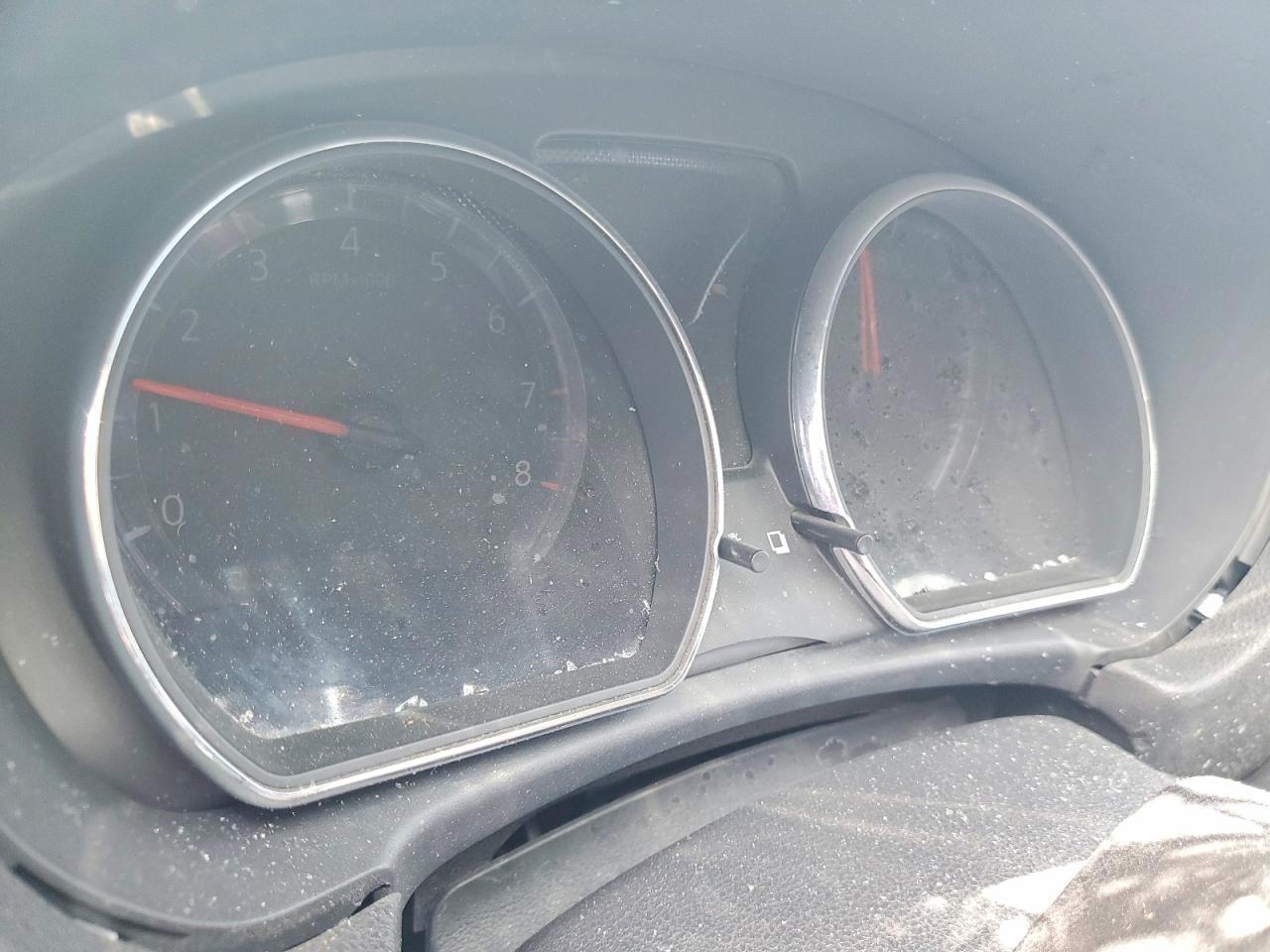 2012 NISSAN VERSA