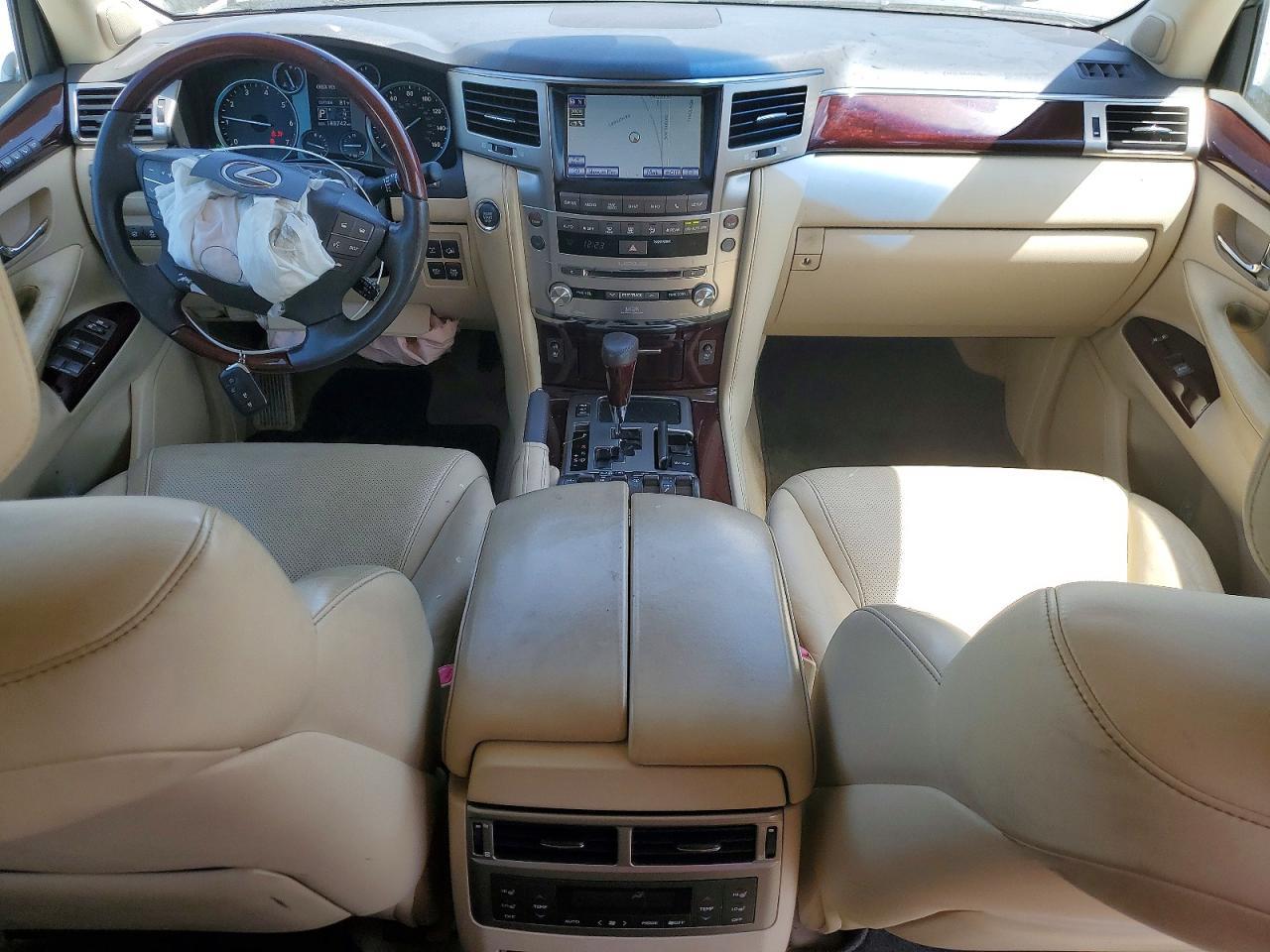 2015 LEXUS LX 570