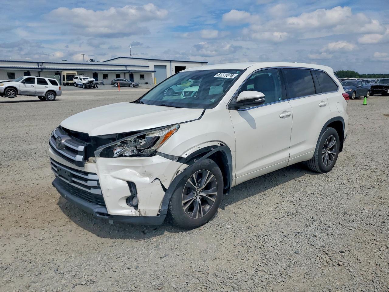 2018 TOYOTA HIGHLANDER