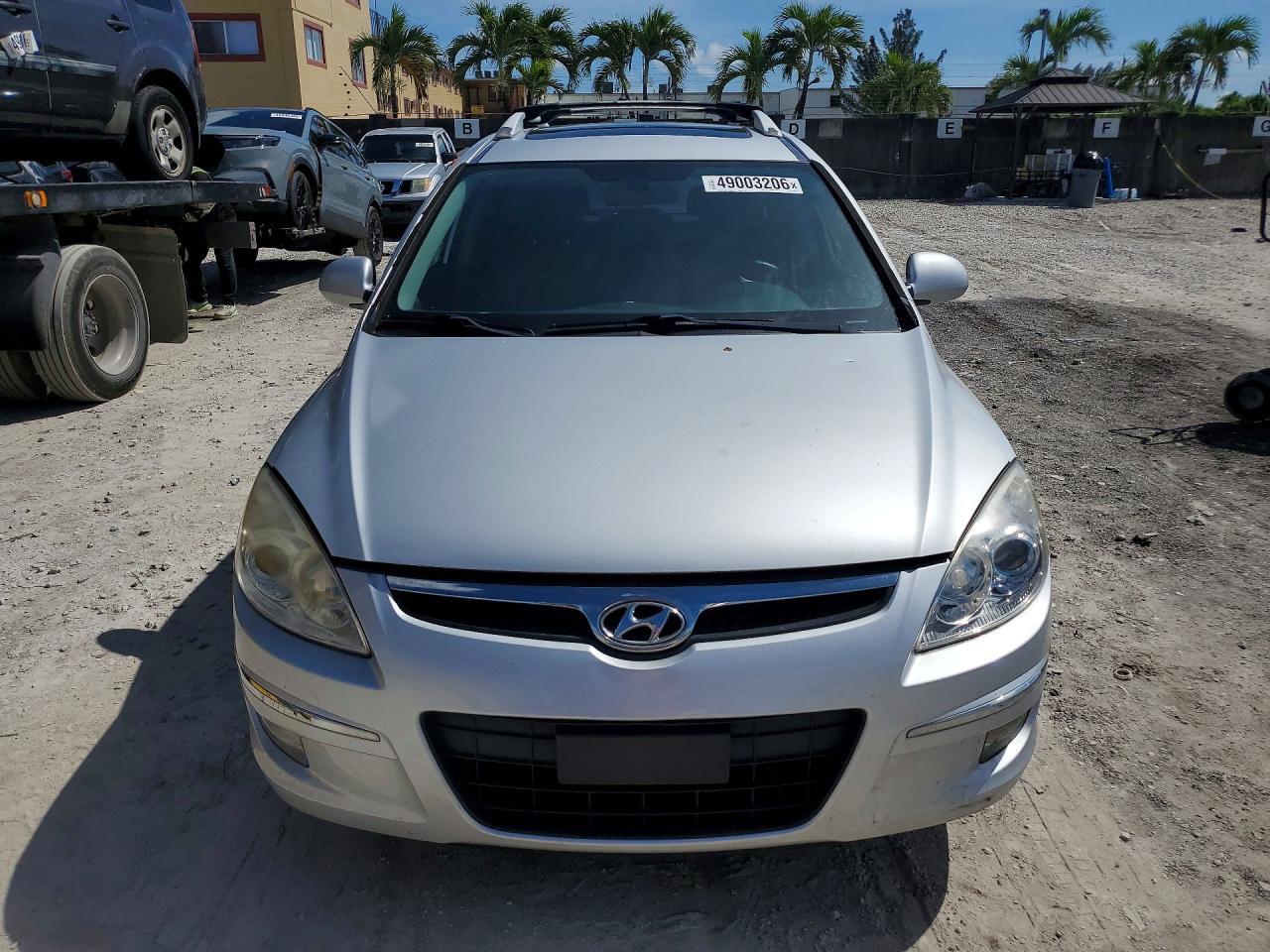 2012 HYUNDAI ELANTRA