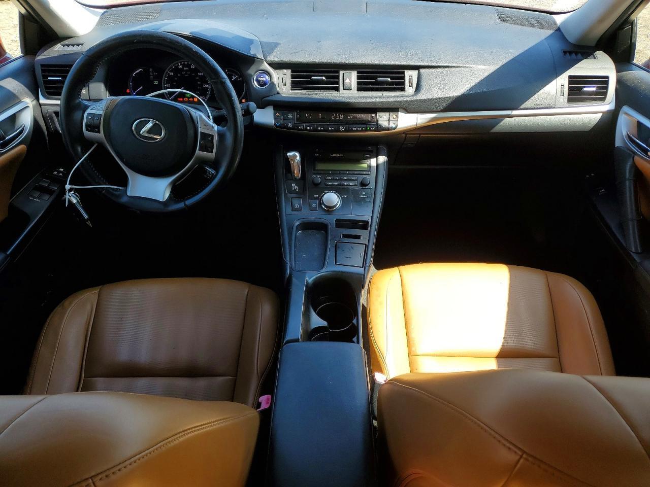 2011 LEXUS CT 200H