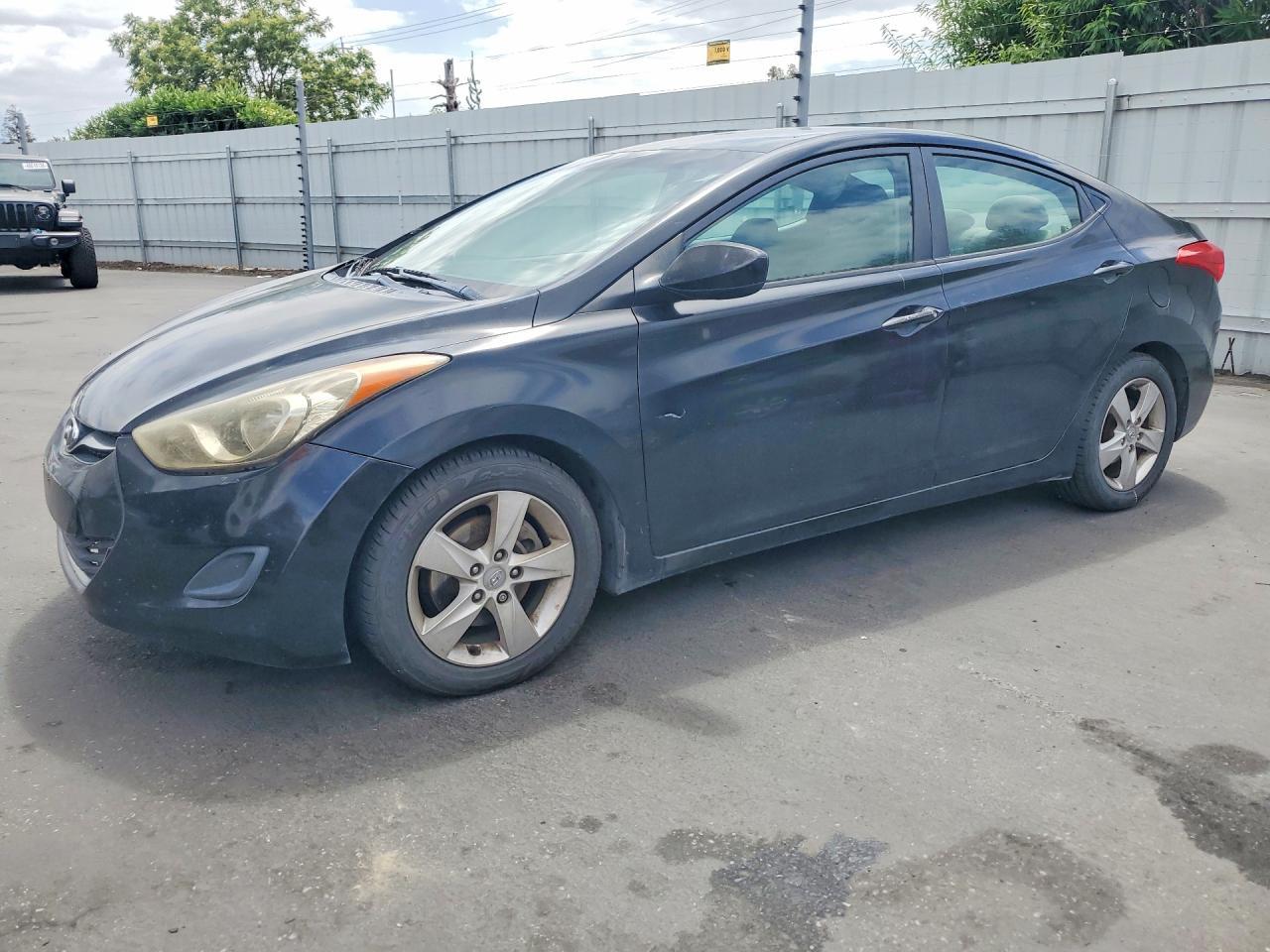2011 HYUNDAI ELANTRA