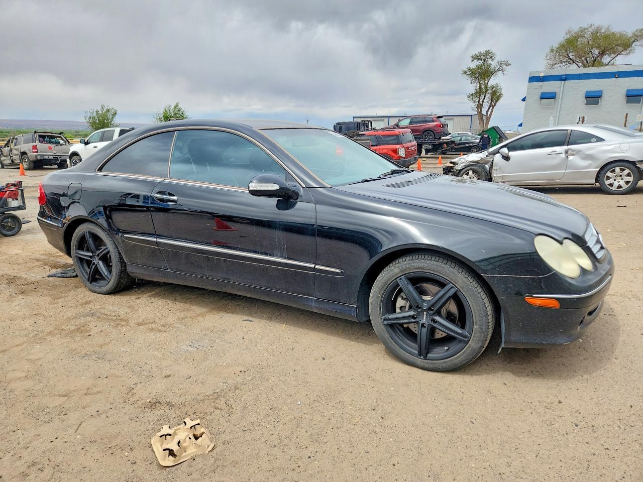 2005 MERCEDES-BENZ Clk-Class