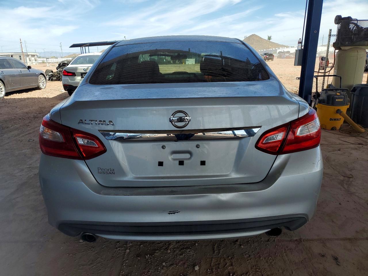 2016 NISSAN ALTIMA