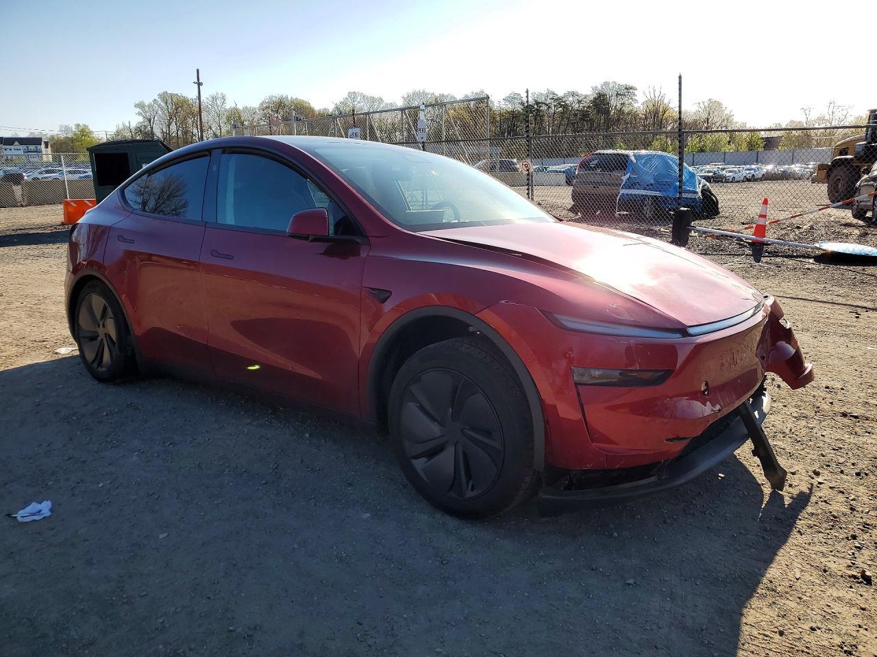 2026 TESLA MODEL Y