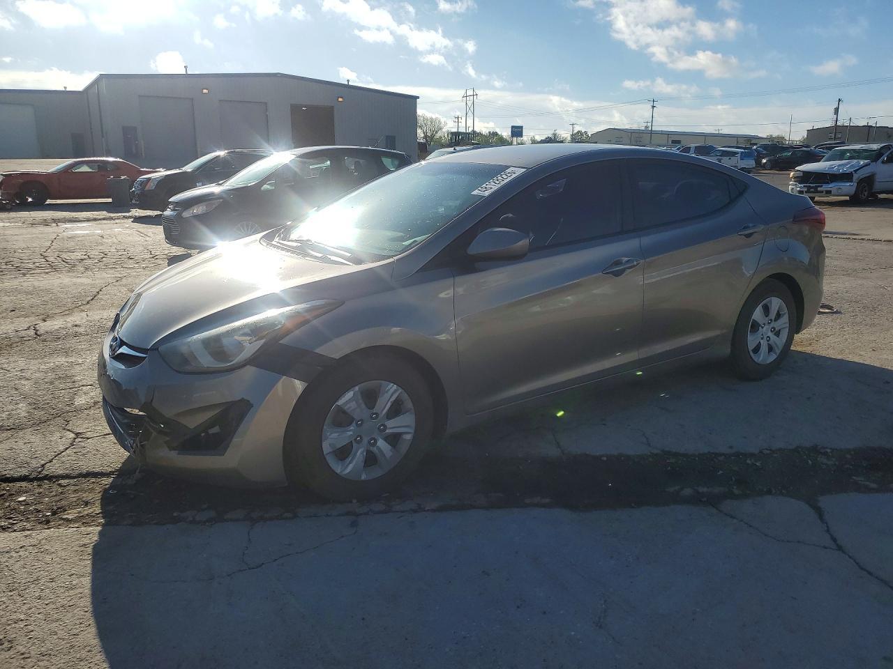 2016 HYUNDAI ELANTRA