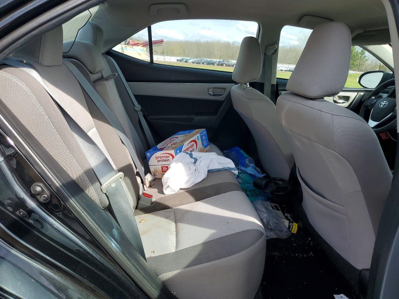 2017 TOYOTA COROLLA