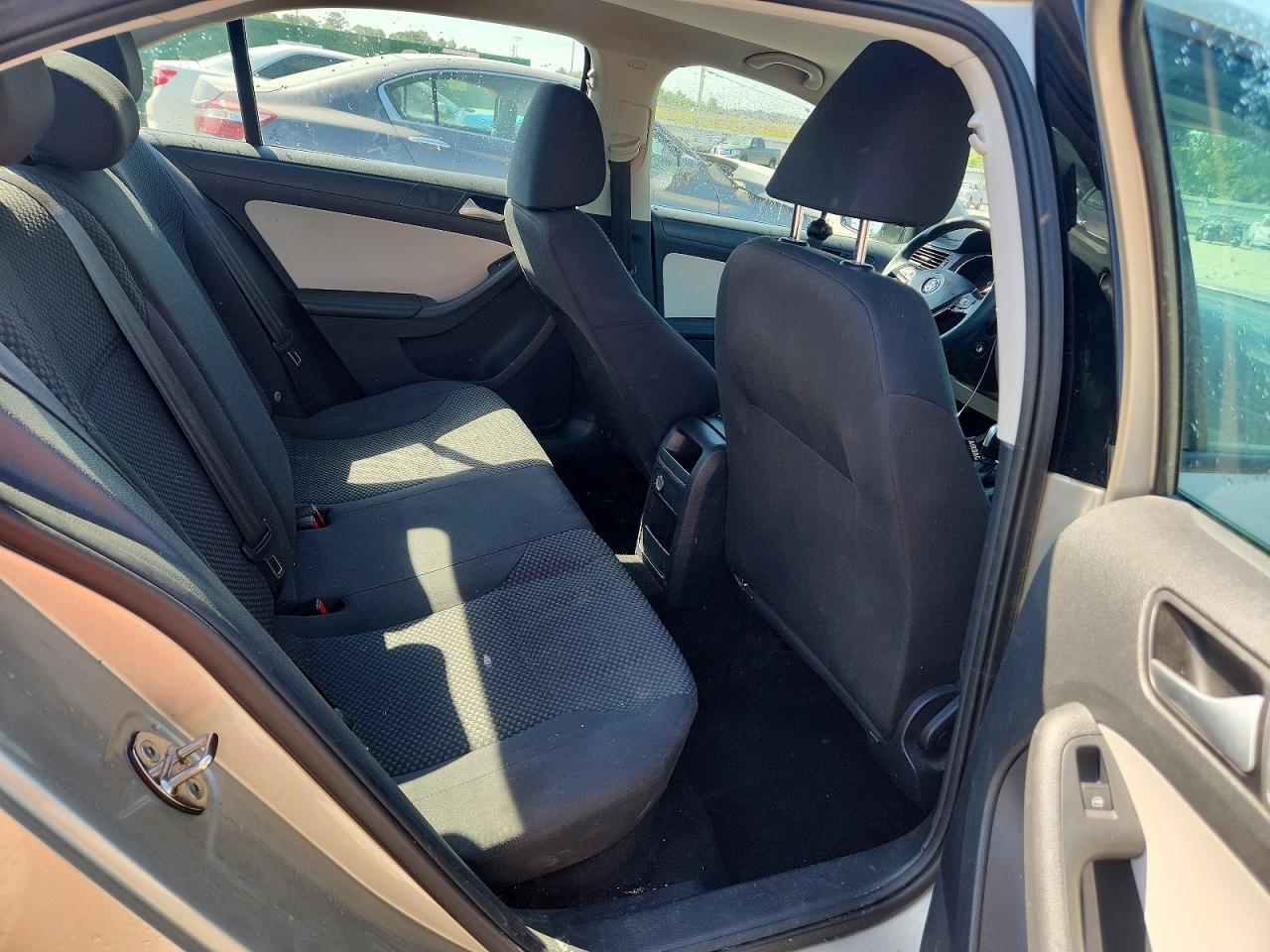 2015 VOLKSWAGEN JETTA