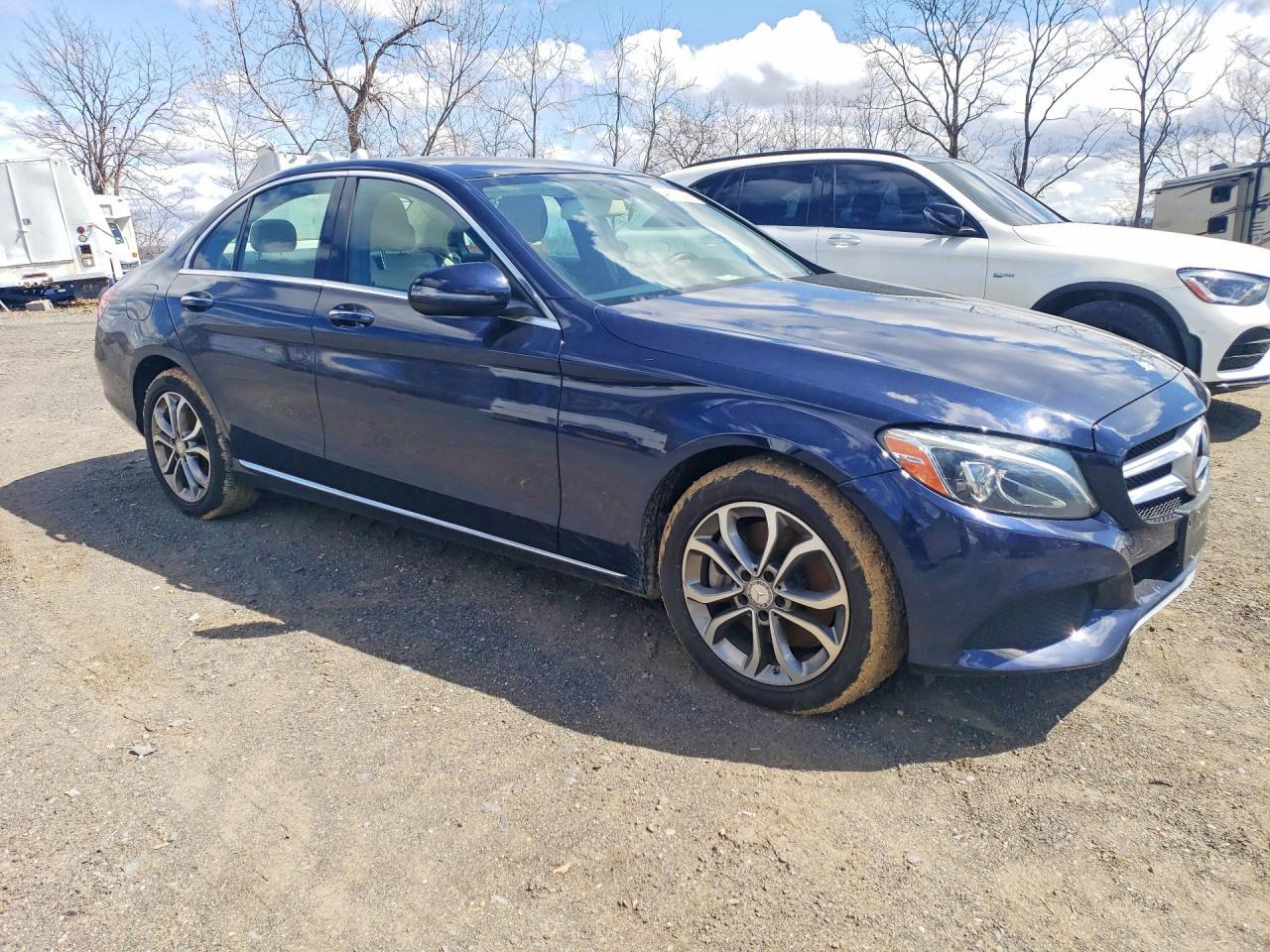 2016 MERCEDES-BENZ C-CLASS
