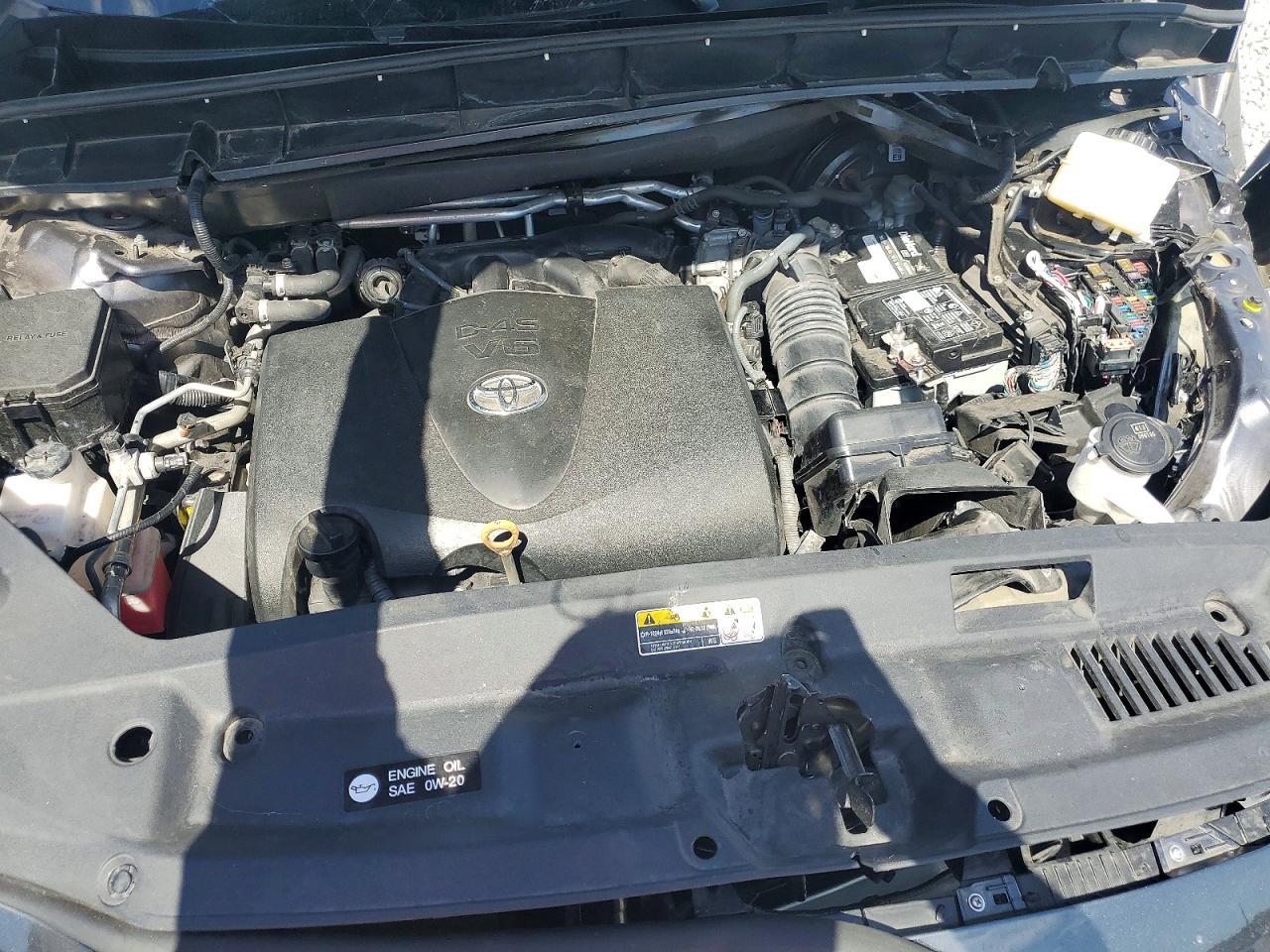 2021 TOYOTA HIGHLANDER