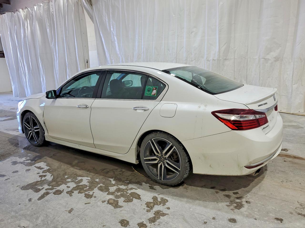 2017 HONDA ACCORD