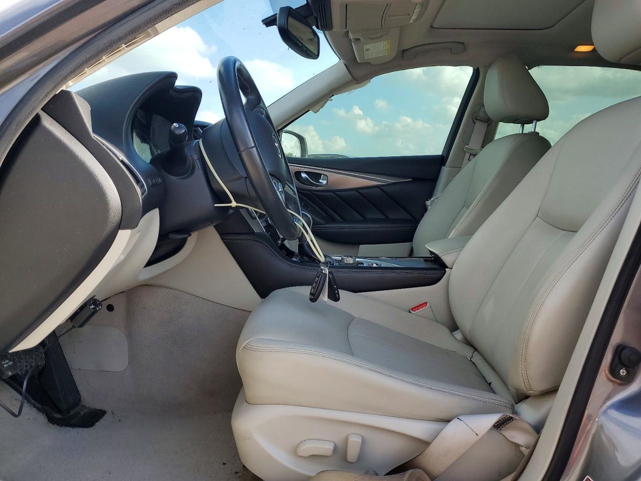 2017 INFINITI Q50