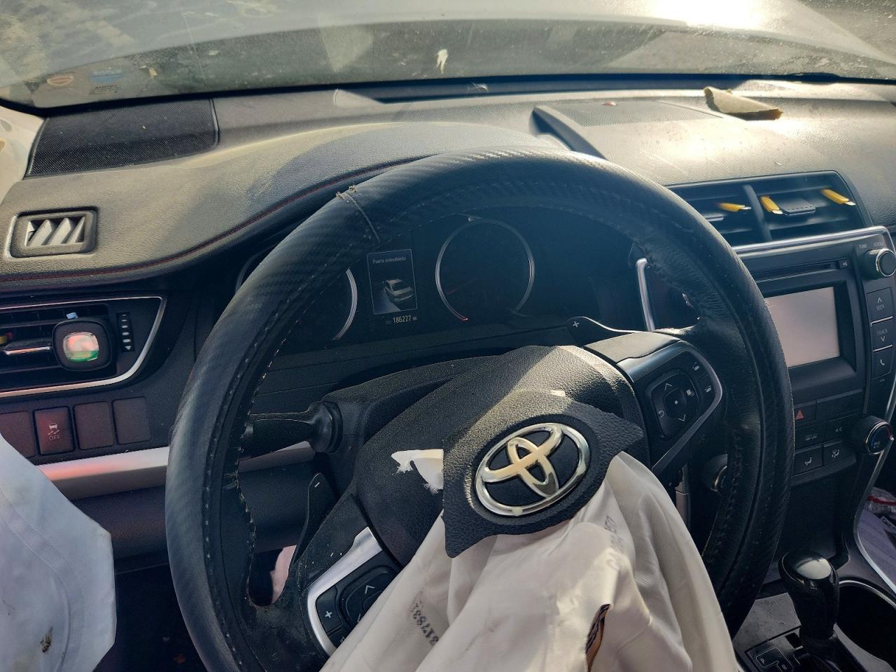 2017 TOYOTA CAMRY