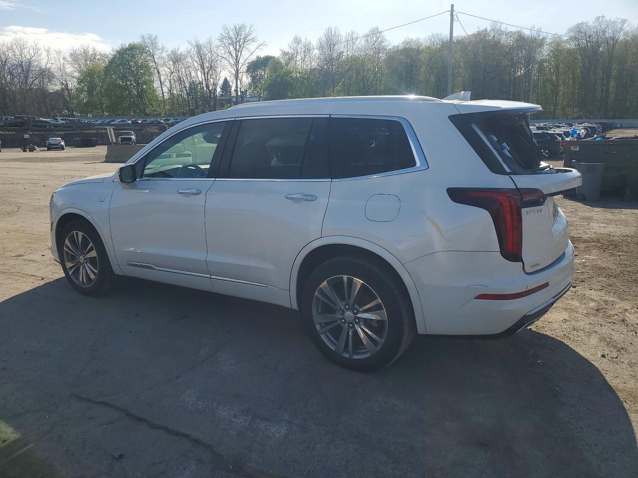 2024 CADILLAC XT6