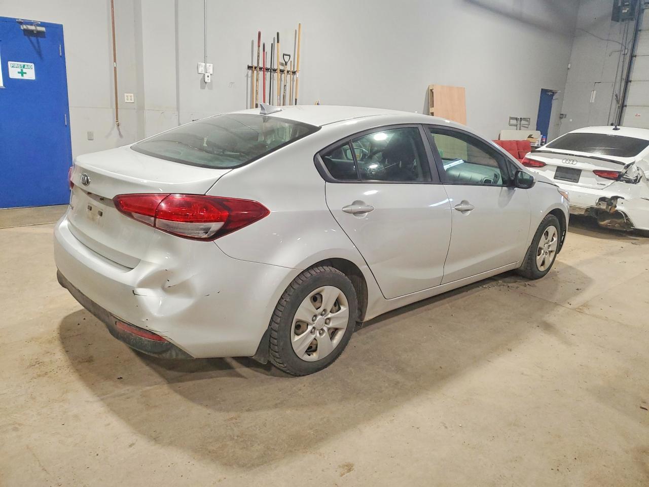 2017 KIA FORTE