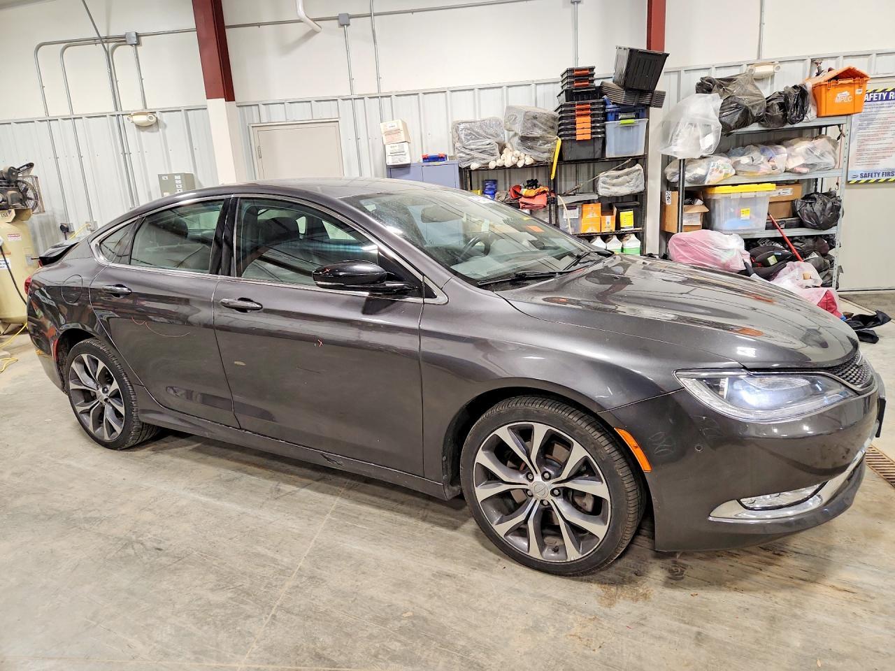 2015 CHRYSLER 200