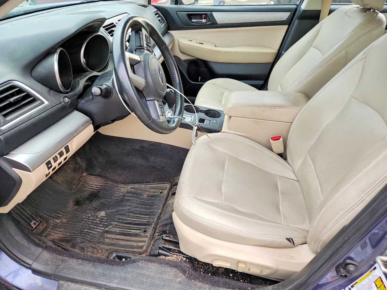 2015 SUBARU Legacy