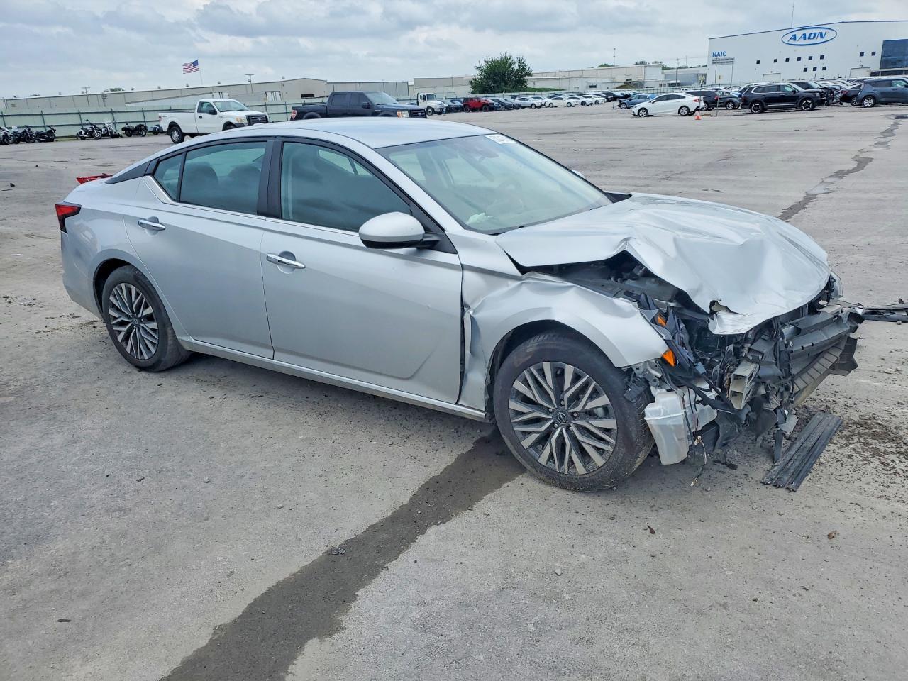 2023 NISSAN ALTIMA
