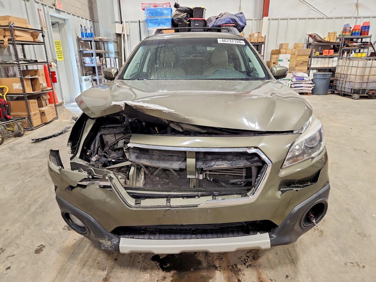 2015 SUBARU Outback