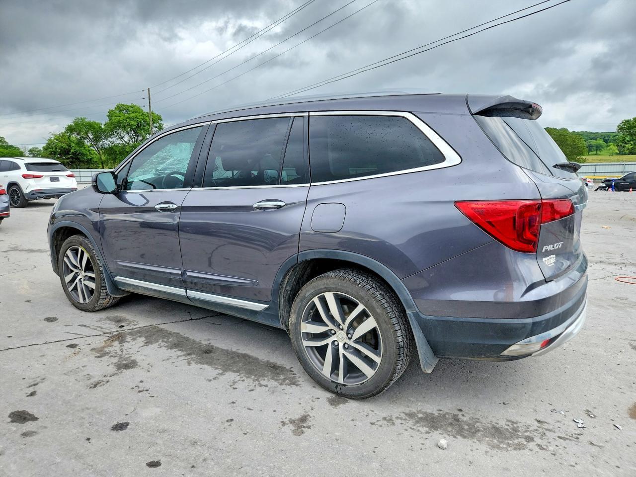 2017 HONDA PILOT