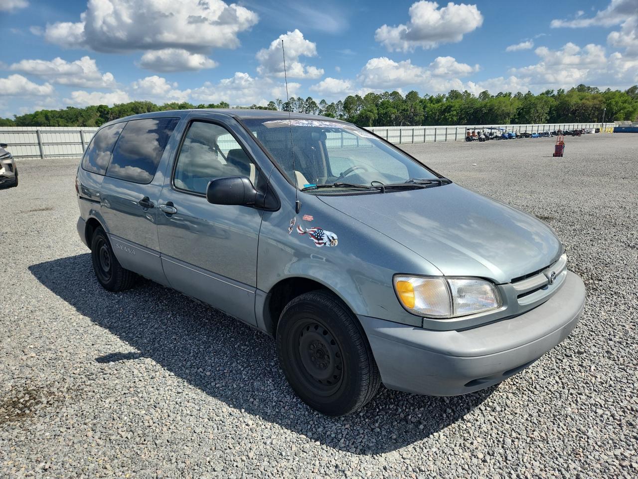 1999 TOYOTA SIENNA