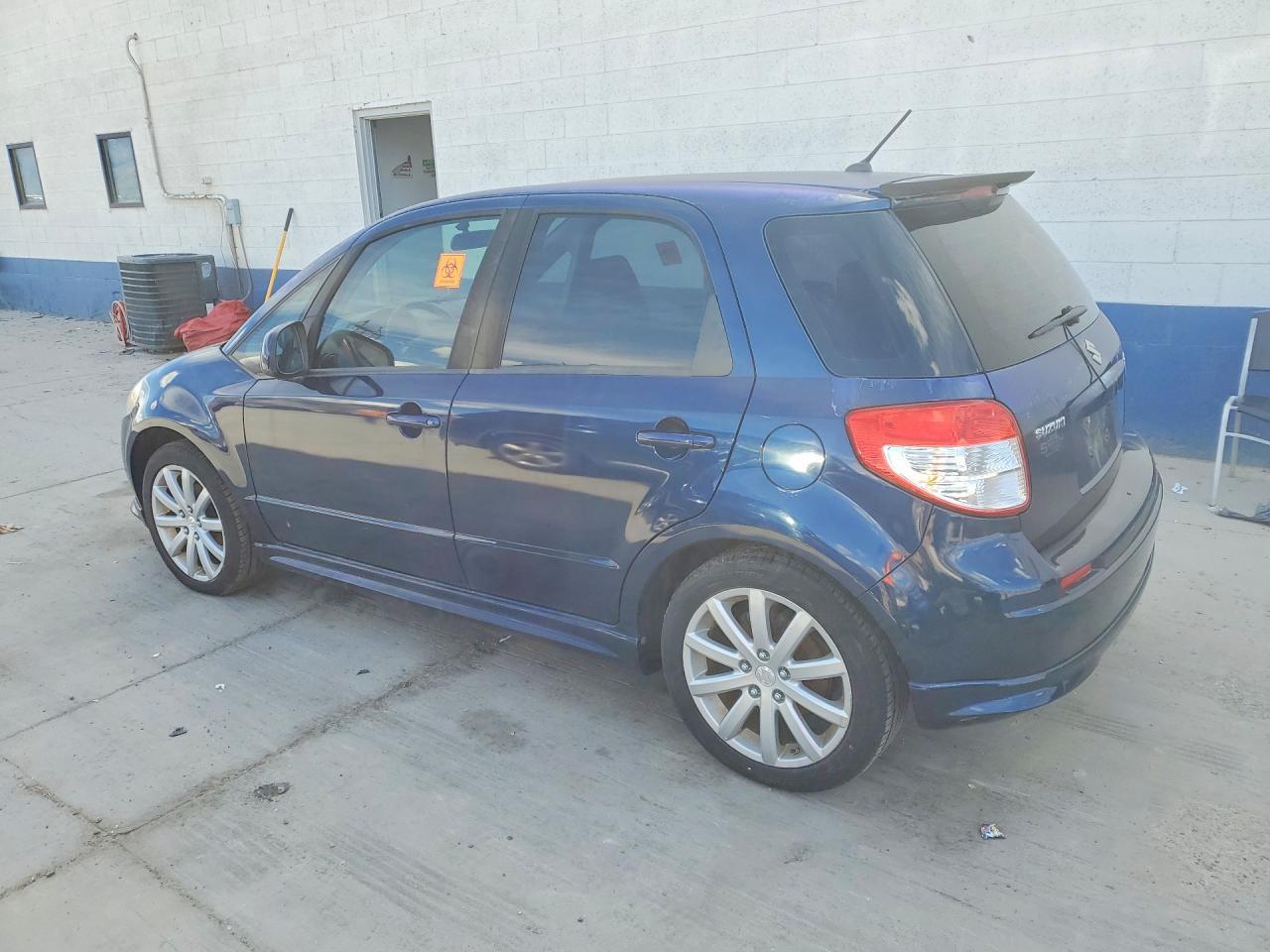 2011 SUZUKI SX4