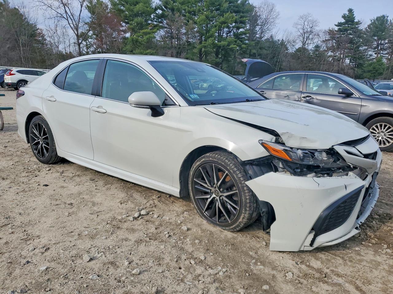 2022 TOYOTA CAMRY
