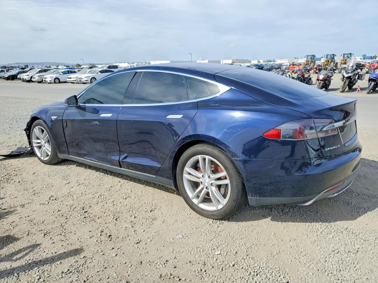 2014 TESLA MODEL S