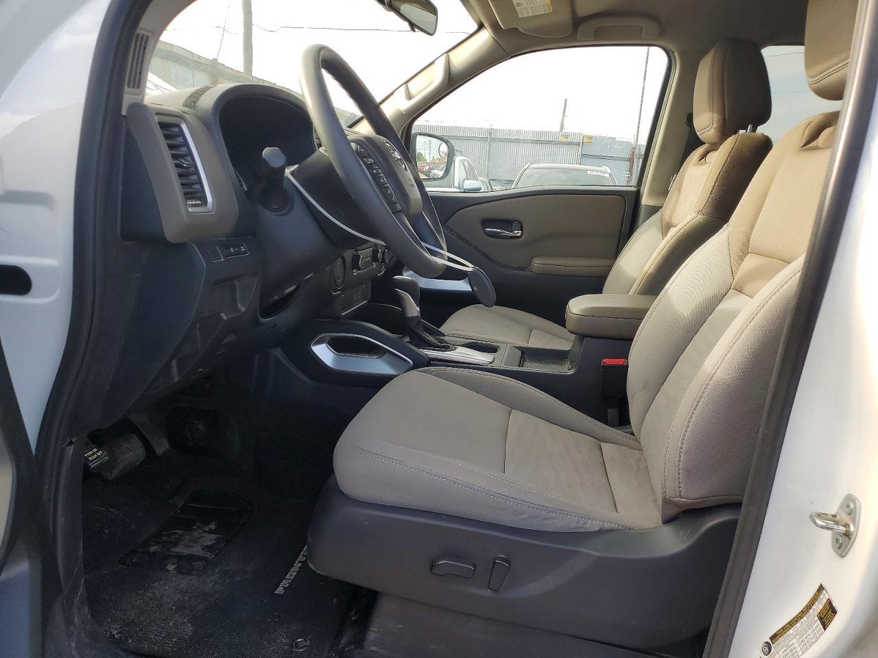 2024 NISSAN Frontier