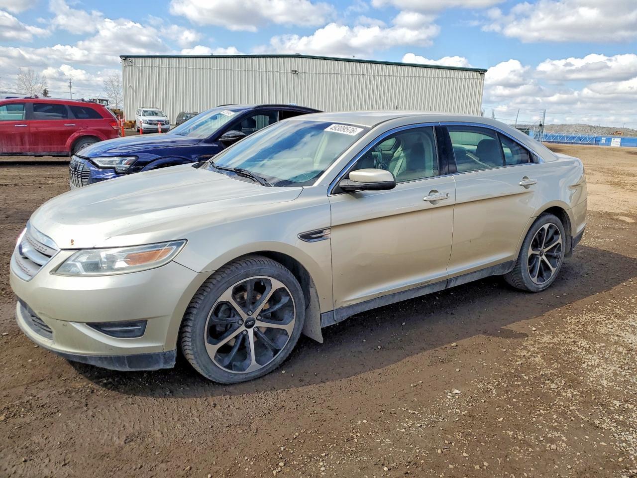 2010 FORD Taurus