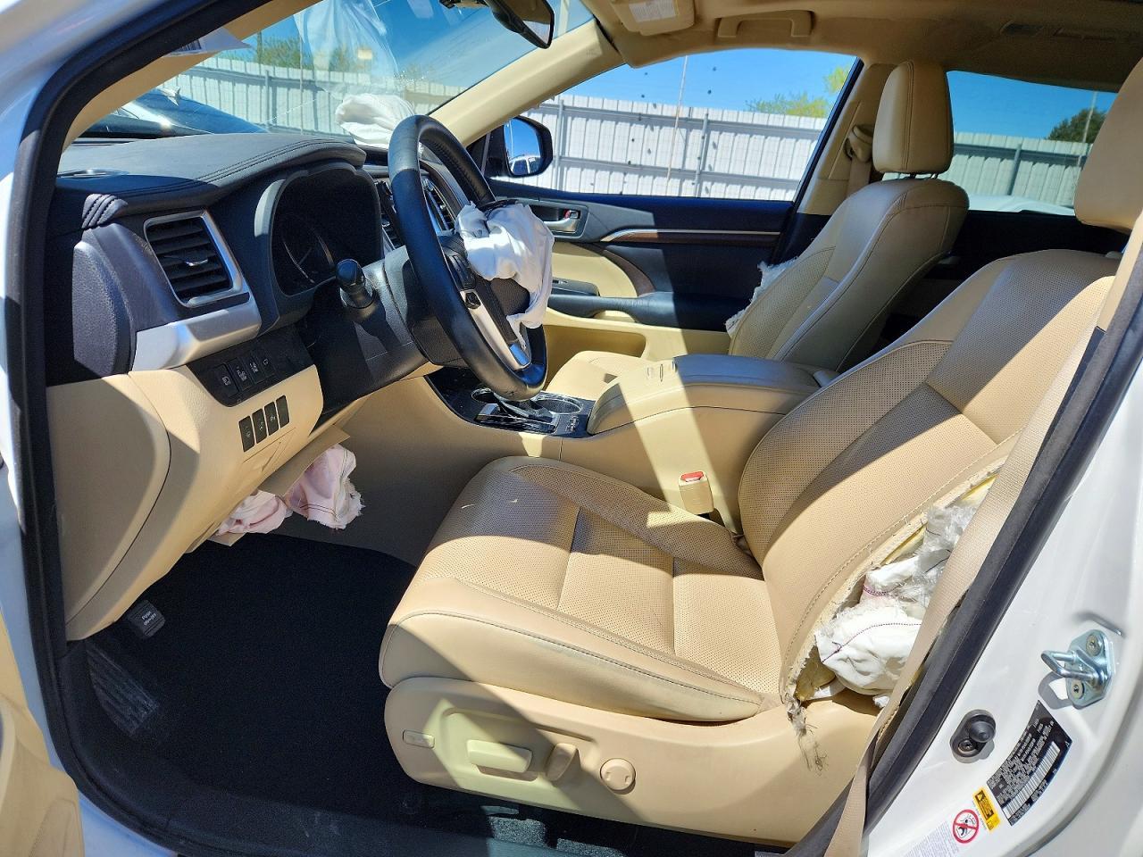 2016 TOYOTA HIGHLANDER